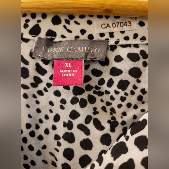 Vince camuto dot black and white long sleeve xl size top A3 - Picture 10 of 10